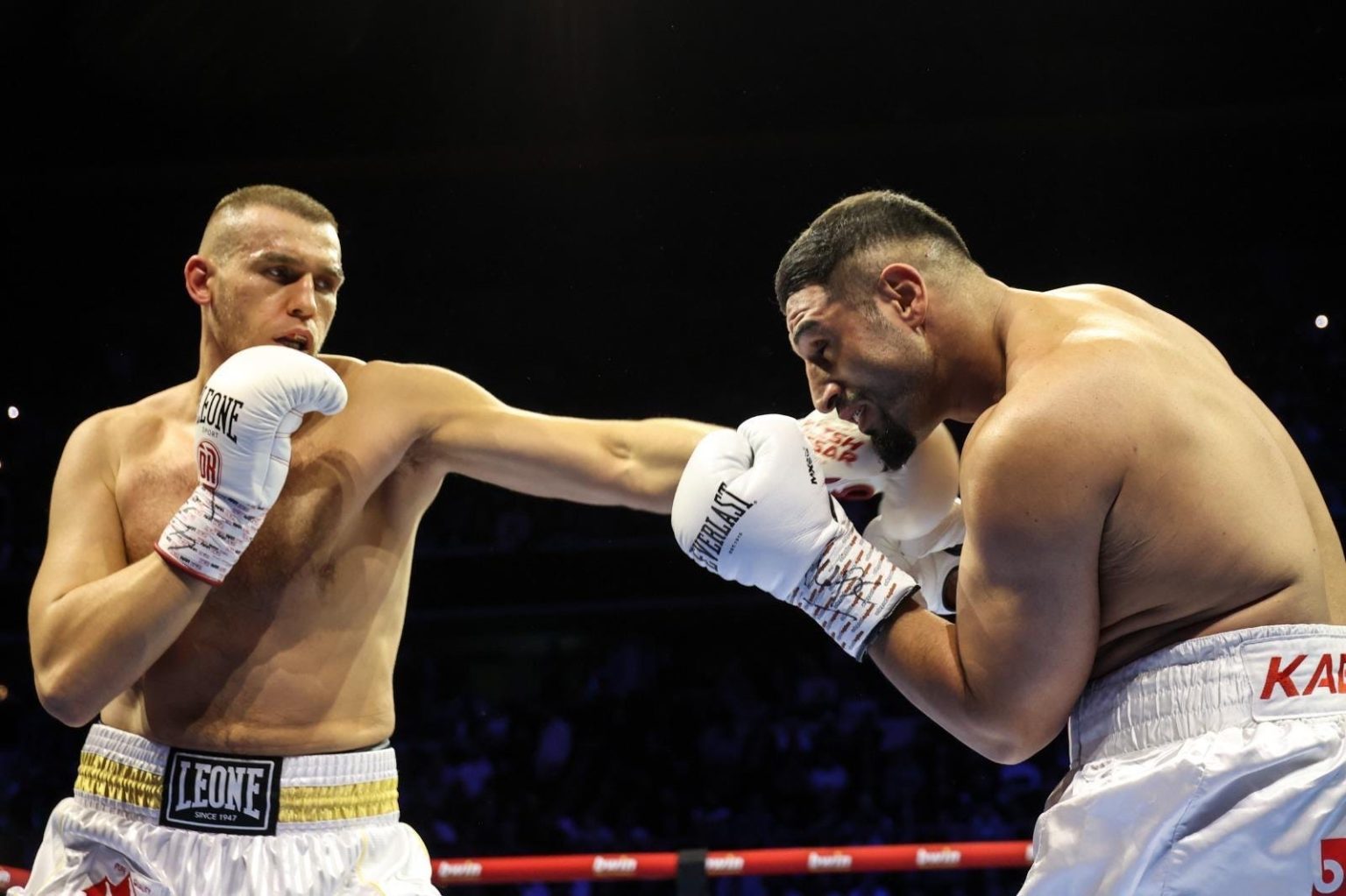 Walka Knyby z Kabayelem.