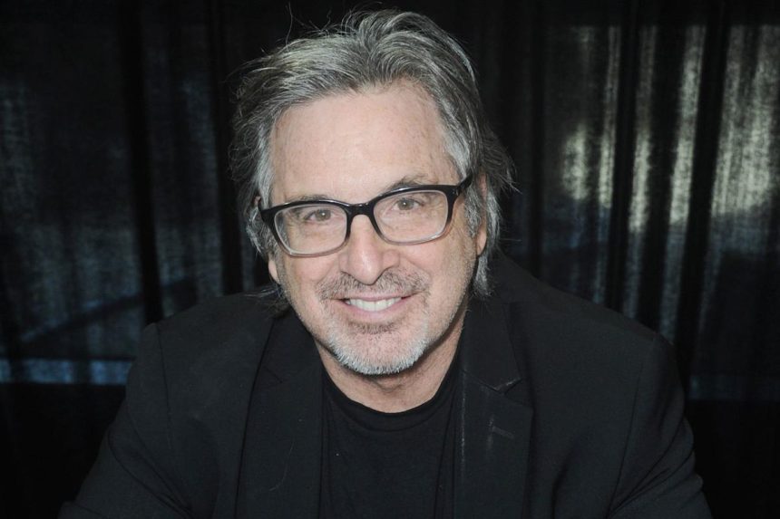 Robert Carradine.