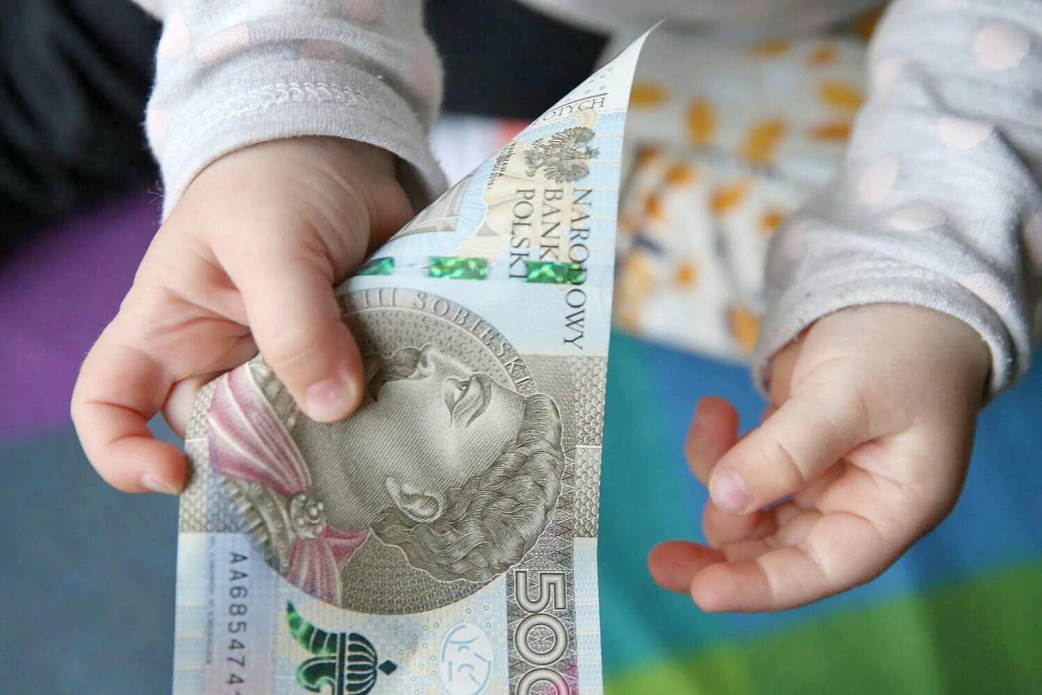 wypłaty na dzieci.