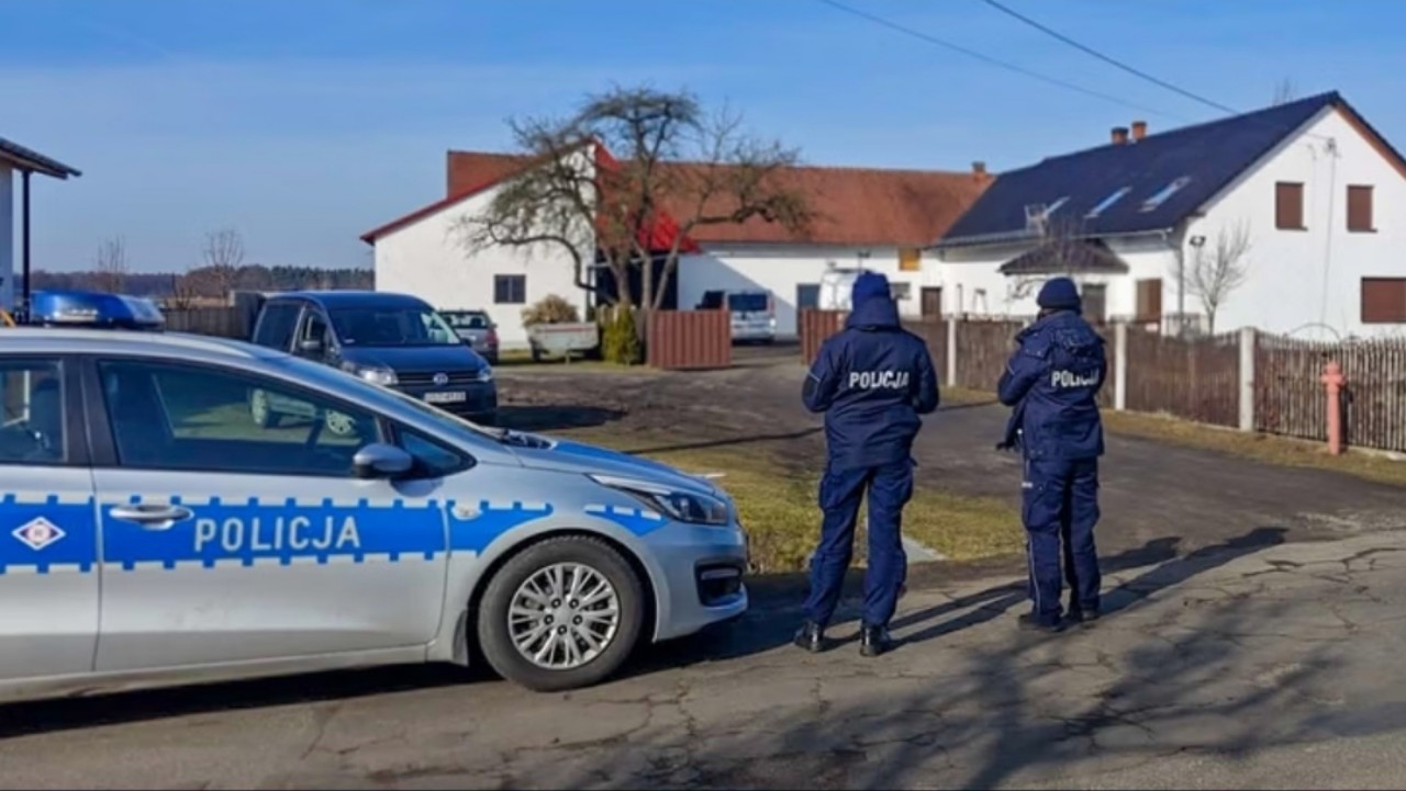 Zatrzymano 17-latka po podwójnym zabójstwie w Kadłubie