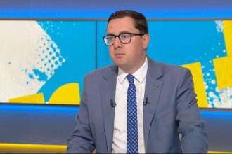 Minister energii Miłosz Motyka.